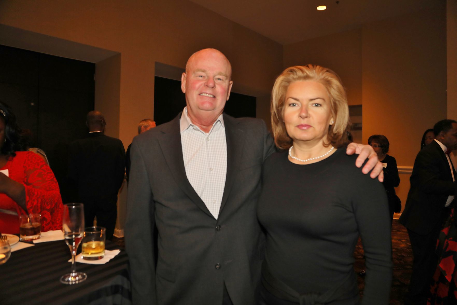 Daniel Naert, Alya Beckett